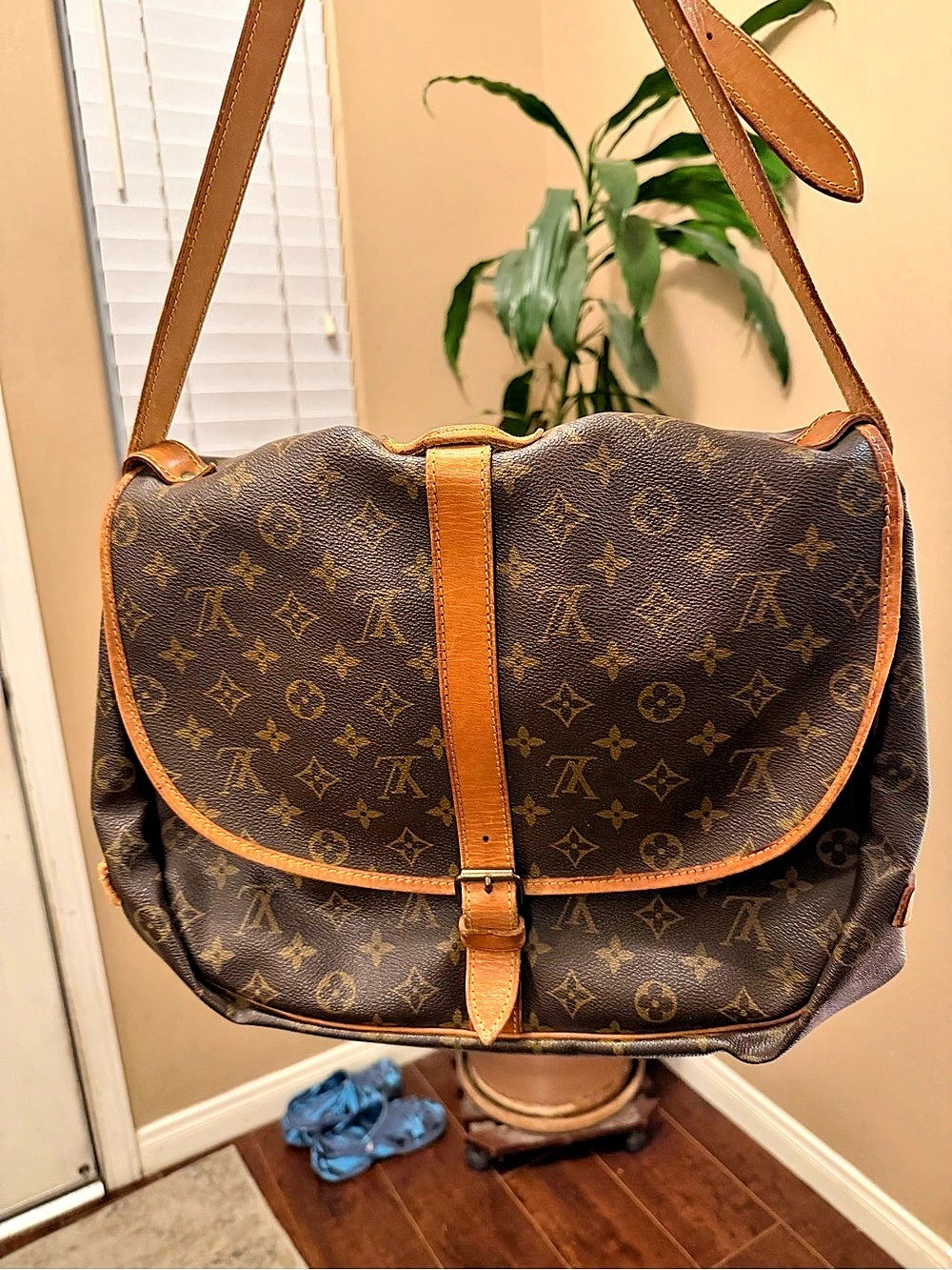 Louis Vuitton Saumur 35 Monogram Shoulder Bag Brown & Tan